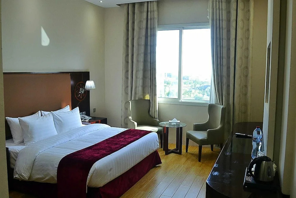 Deluxe Double room with park view (full double bed)