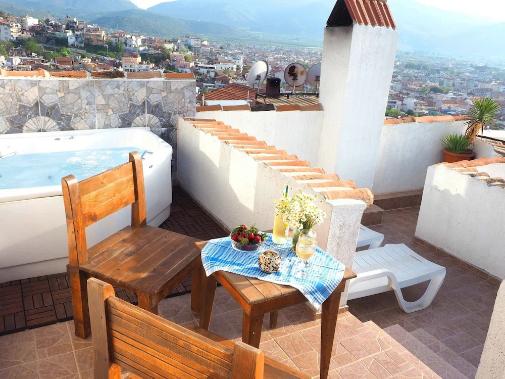 Standard room with balcony and with view