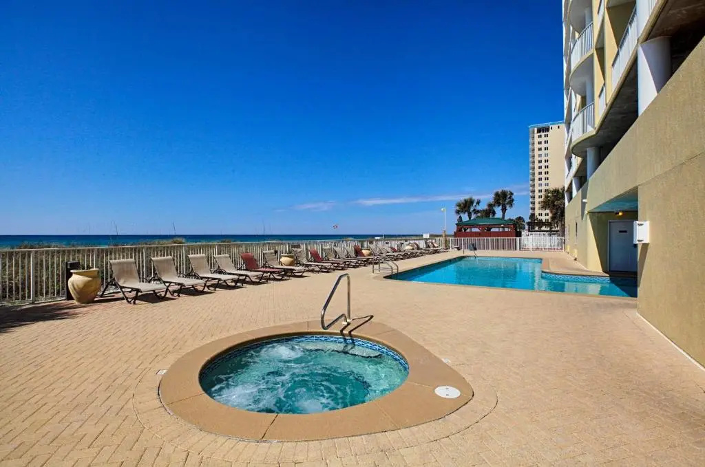 Beach & Waterfront