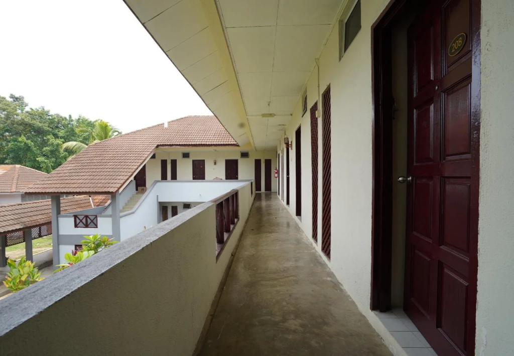 Balcony & Terrace