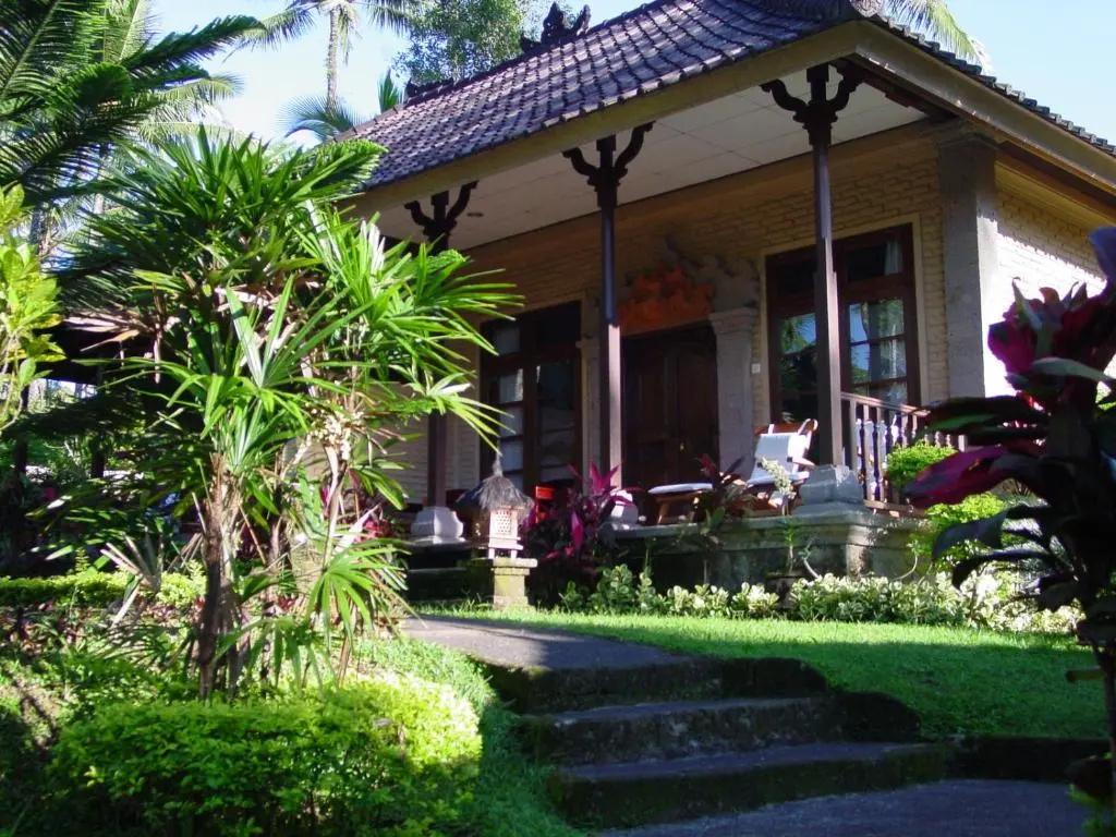 Villa with garden view