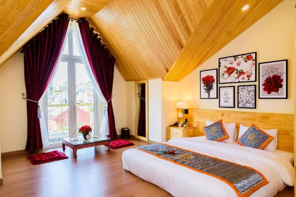 Standard room with balcony