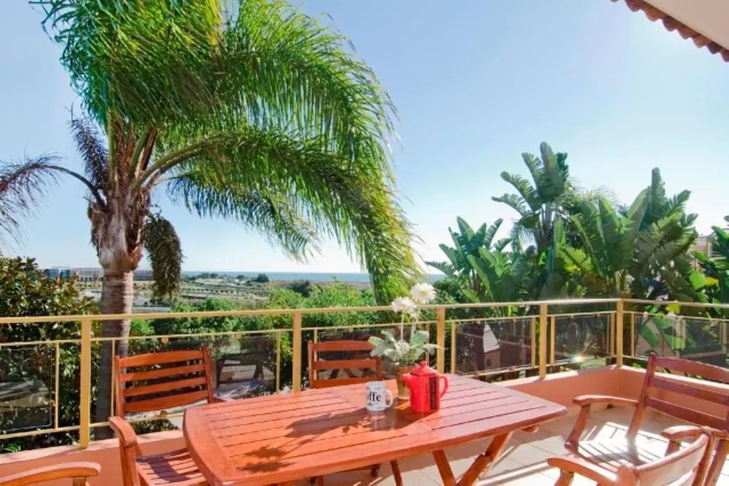 812 Quinta Marina