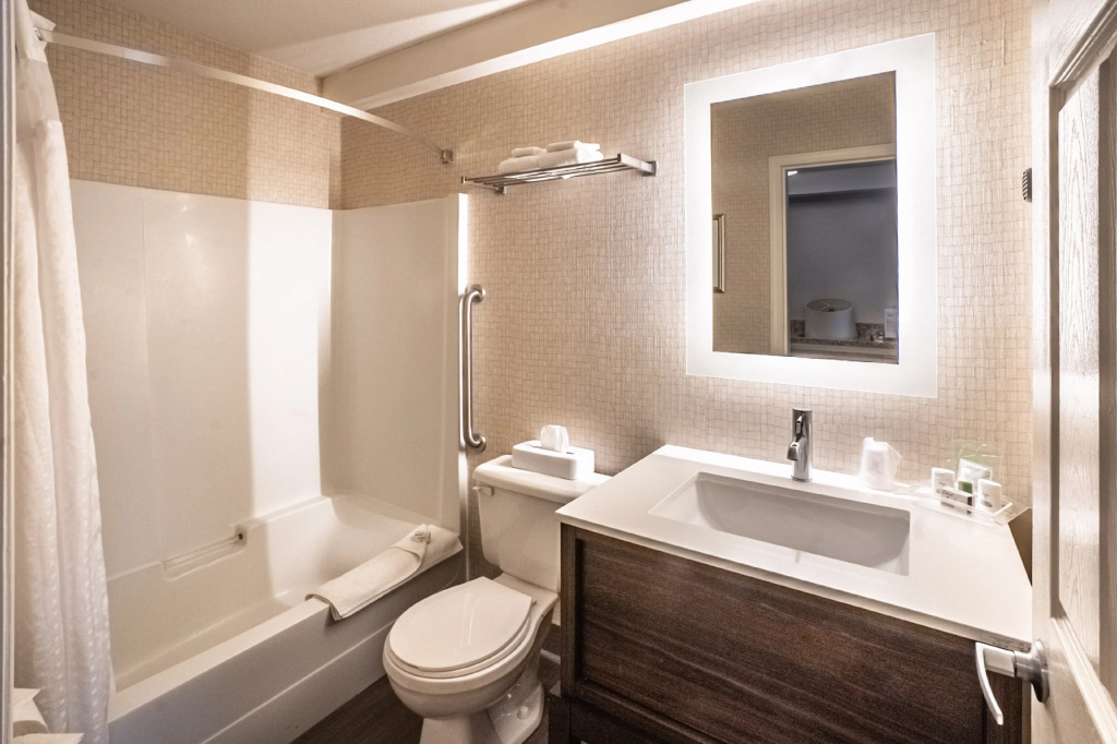 Holiday Inn Hotel & Suites Osoyoos by IHG - Général