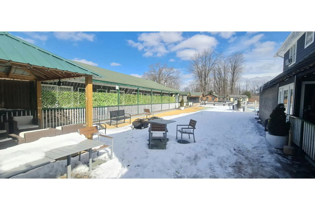 Werry'S Cottages Motel & Pub By OYO East Stroudsburg Poconos