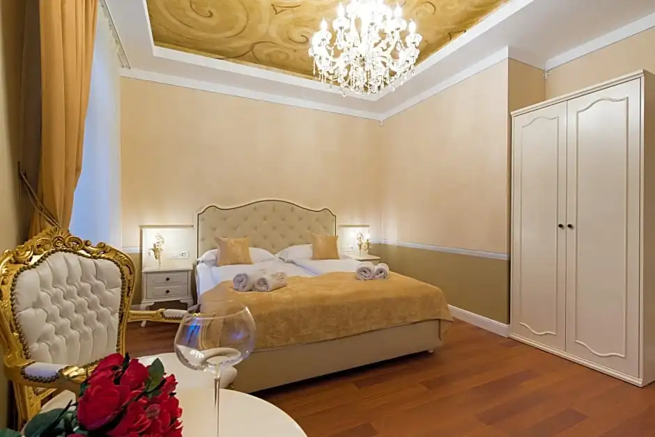 Standard room with city view