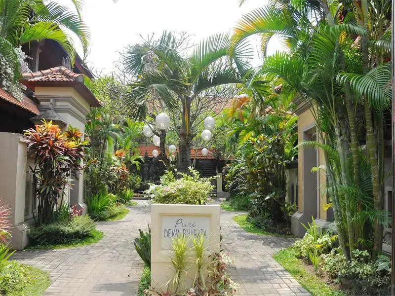 巴厘岛普里羽婆罗金巴兰酒店(Puri Dewa Bharata Jimbaran Bali)
