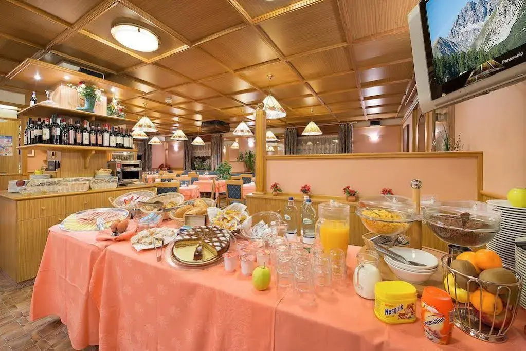Hotel photo 8