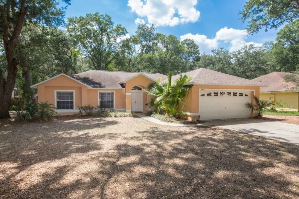 Whispering Oaks 4416