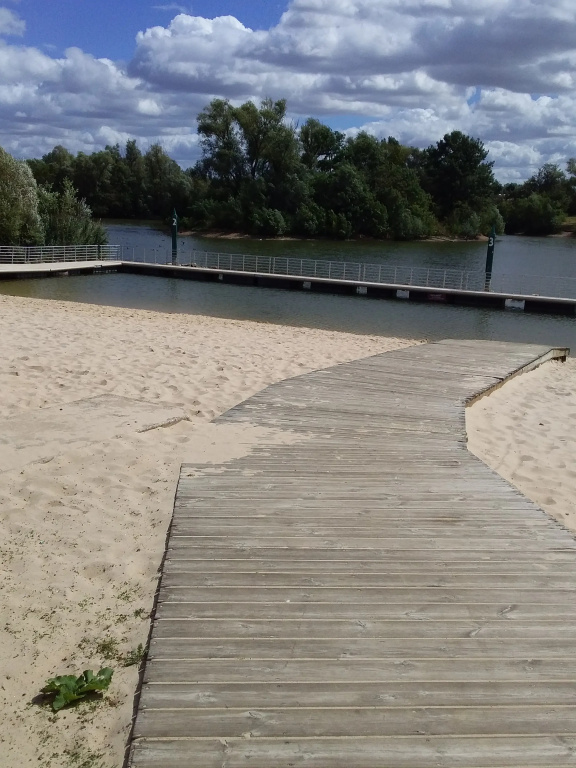 Beach & Waterfront