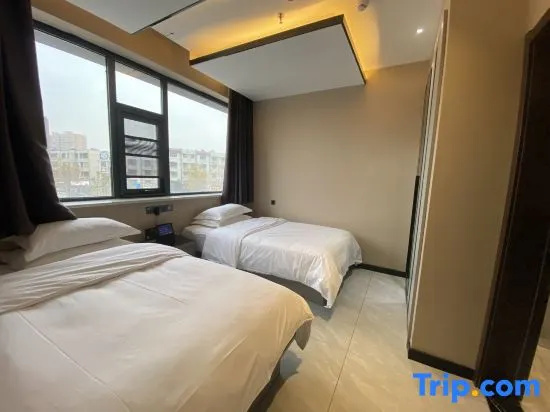 Double Suite (twin beds)