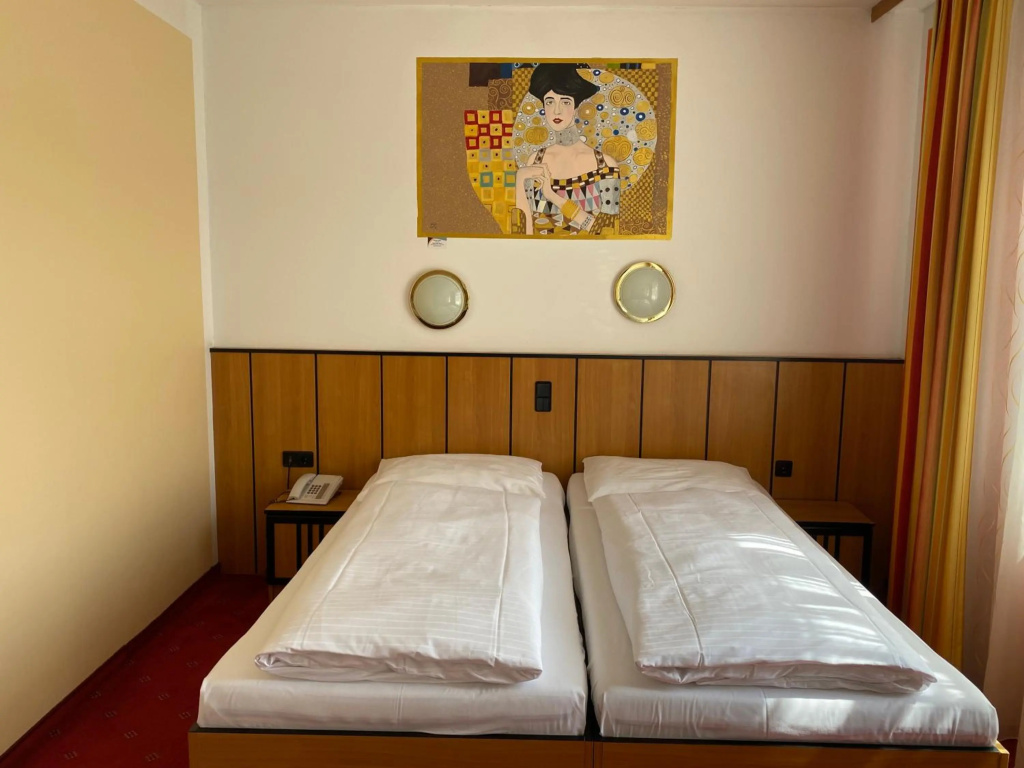 Garten - & Kunsthotels Gabriel — 5
