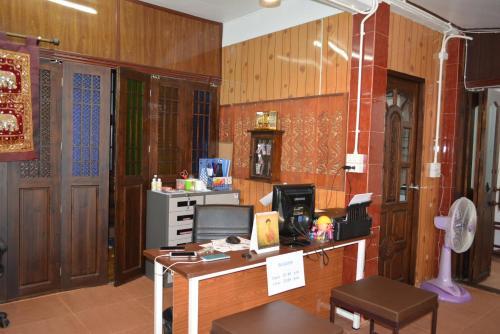 Image 4