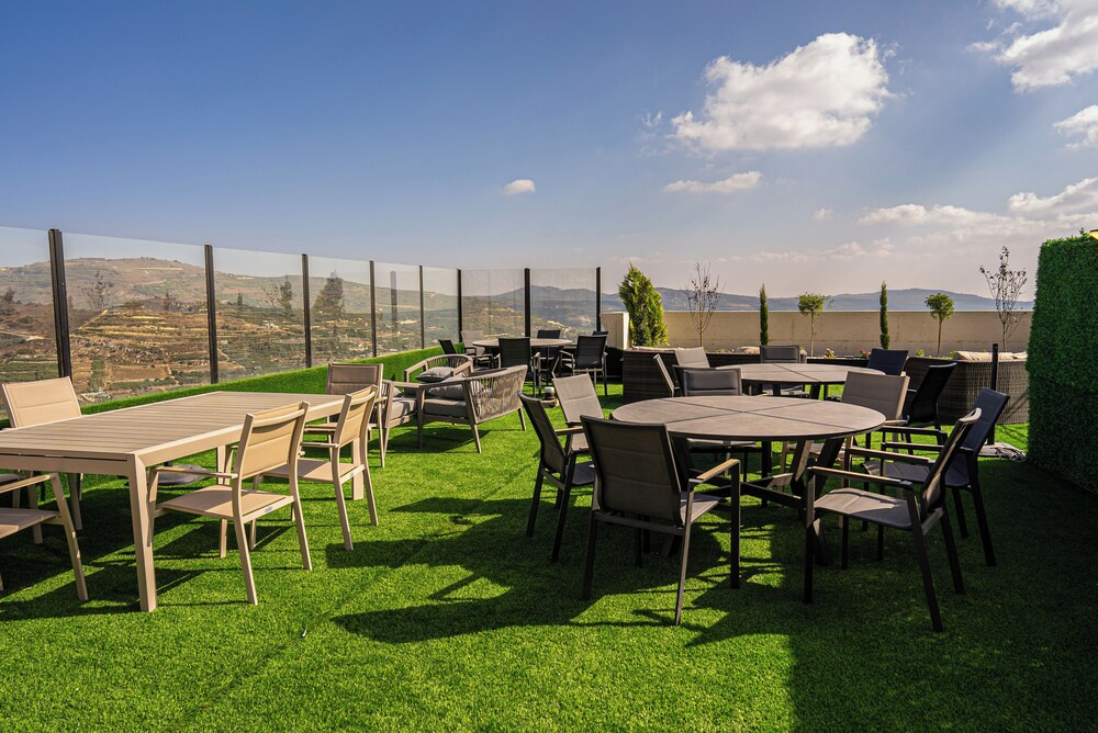View Hotel