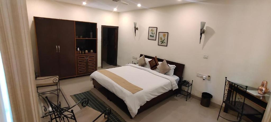 Kailash Farms Earthen Life - Chambres