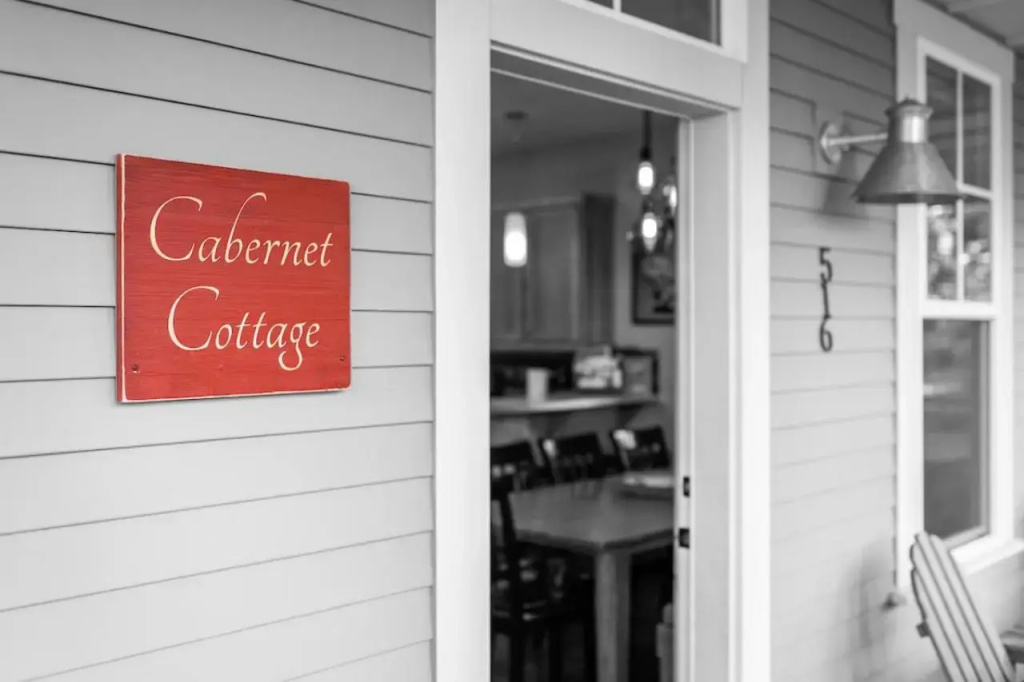 Cabernet Cottage #8