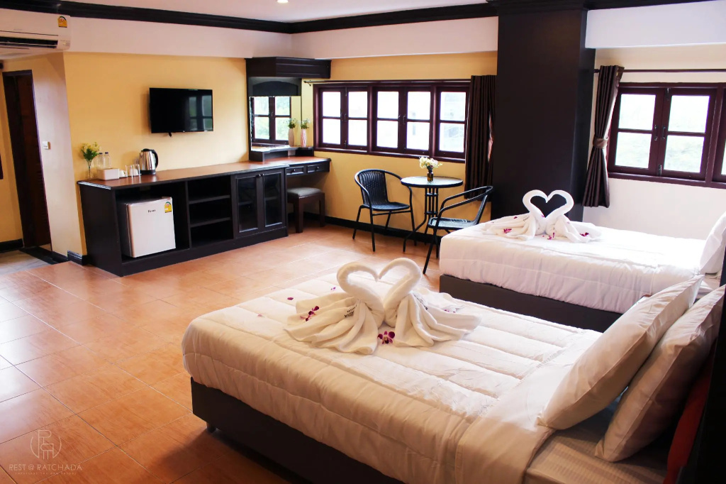 Deluxe Double room (twin beds)