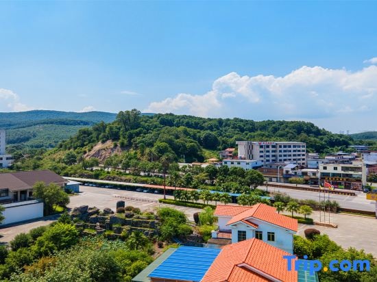 Vienna Hotel Shaoguan Nanhua Temple Store in Shaoguan