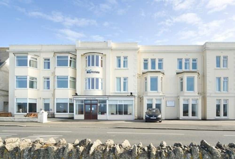 The Marina Hotel