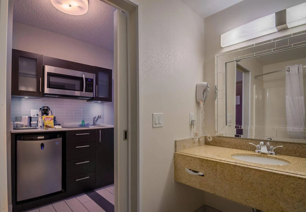 Holiday Inn & Suites Syracuse Airport - Liverpool by IHG - Général