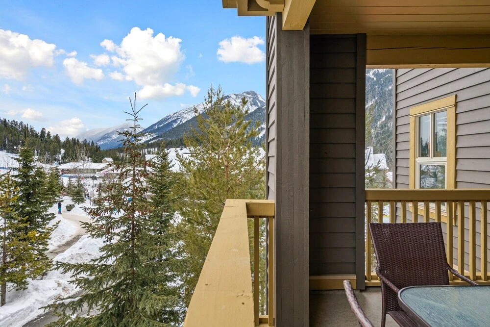 SPACIOUS Studio | Ski In/Out | Pool & Hot Tubs | in the Heart of PANORAMA RESORT