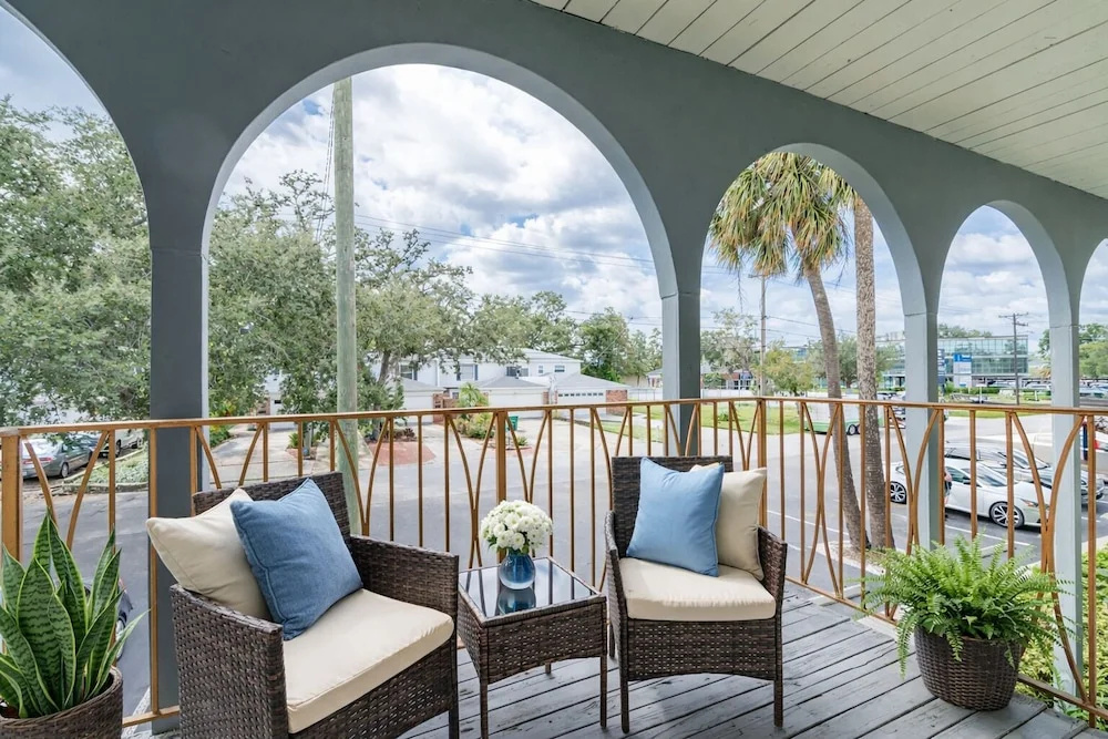 The Westshore by Stylish Stays
