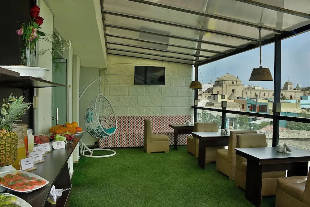 Hotel photo 11