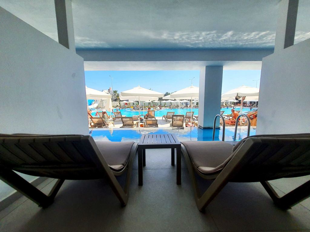 Sunthalia Hotels And Resorts — Side