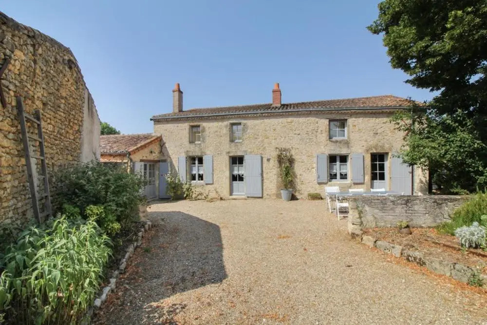 3 Bedrooms Cottage