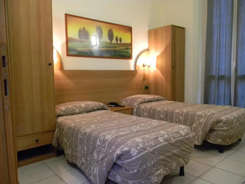Standard Double room (twin beds)