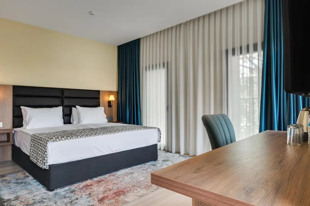 Eleven Inn Tbilisi, Тбілісі, Грузія мініатюра 14
