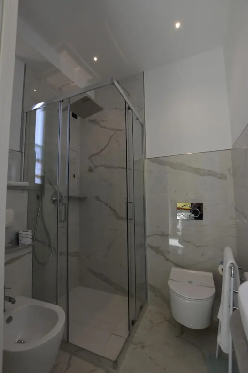 Standard Single room with partial ocean view