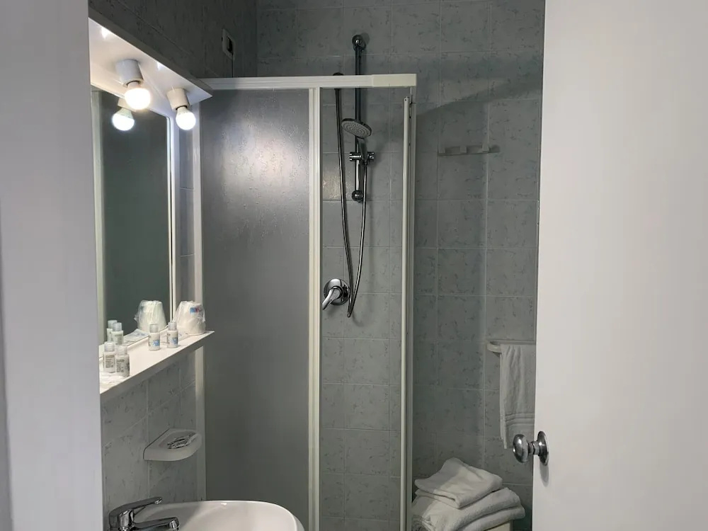 Standard Double room with balcony (full double bed)