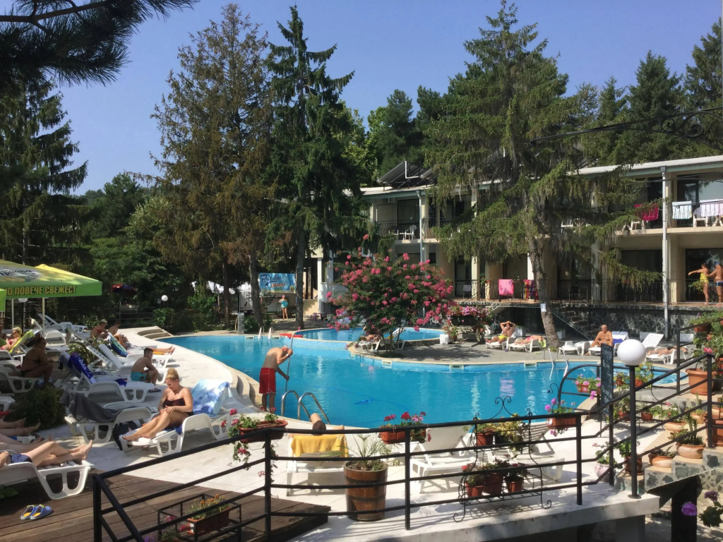 Hotel photo 12