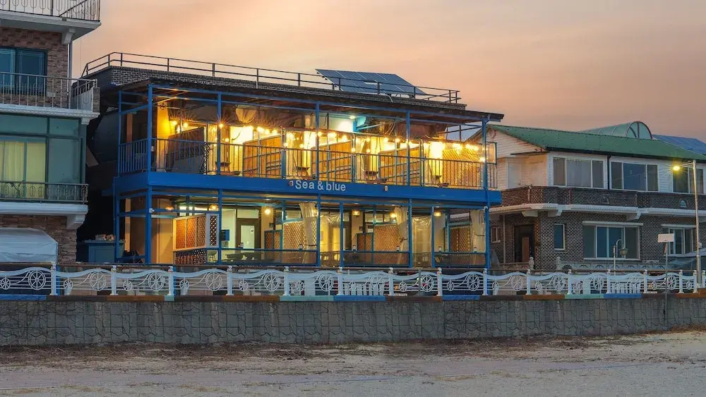 Goseong Cnblue Oceanview Pension