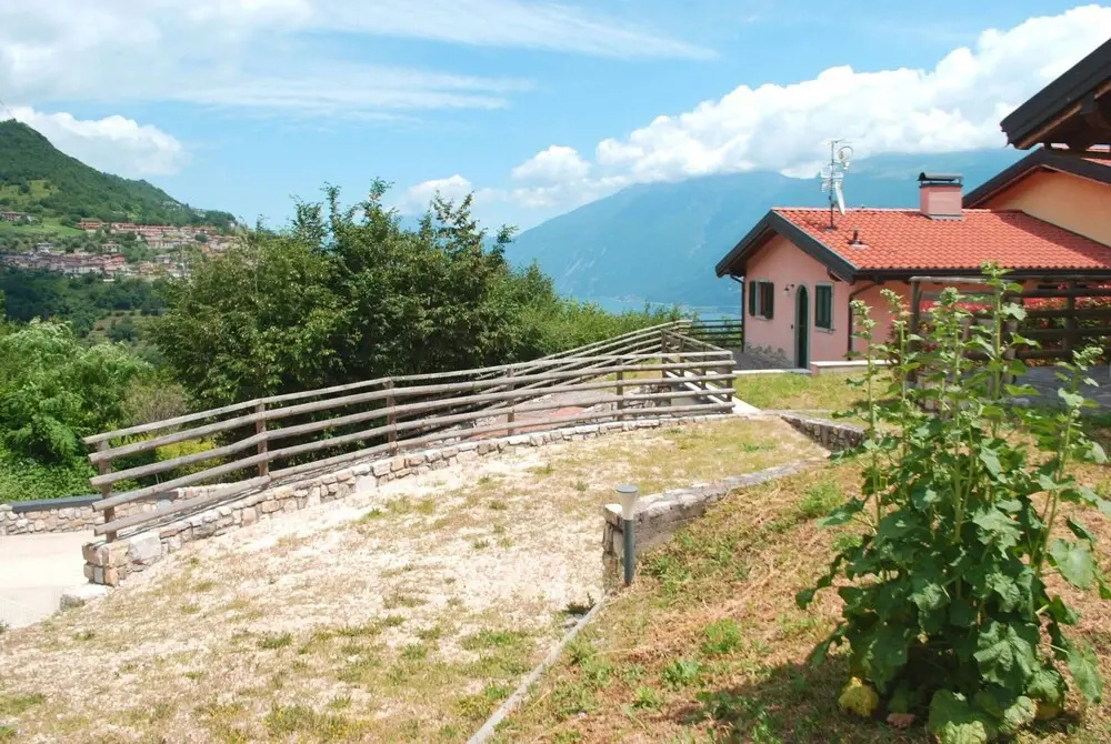 Villa Lago - Rebomaholidays