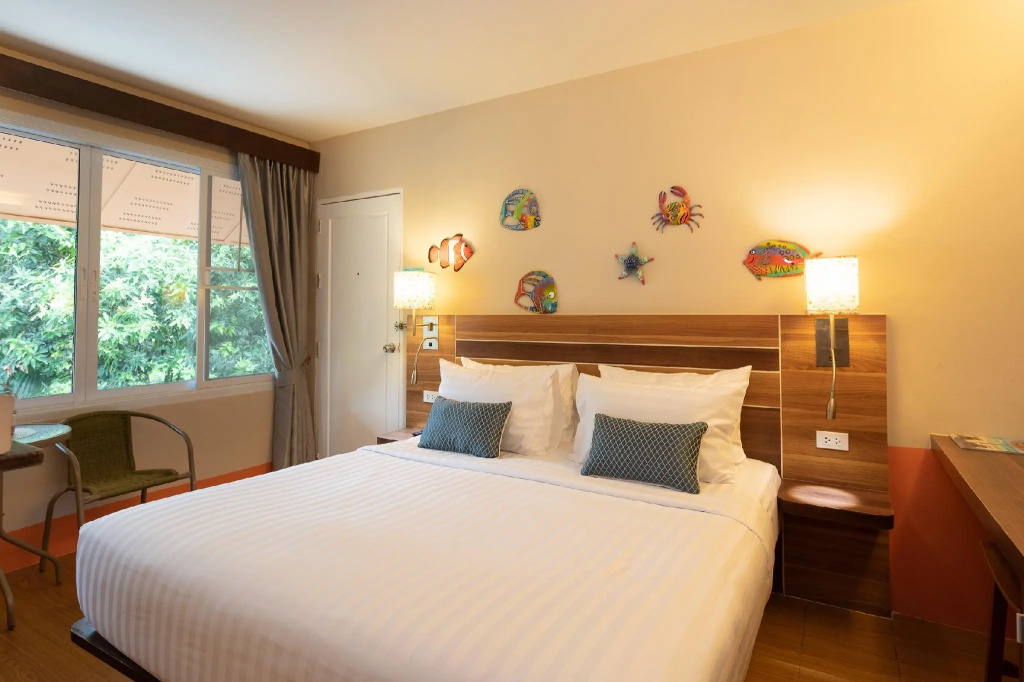 Standard Double room (full double bed)