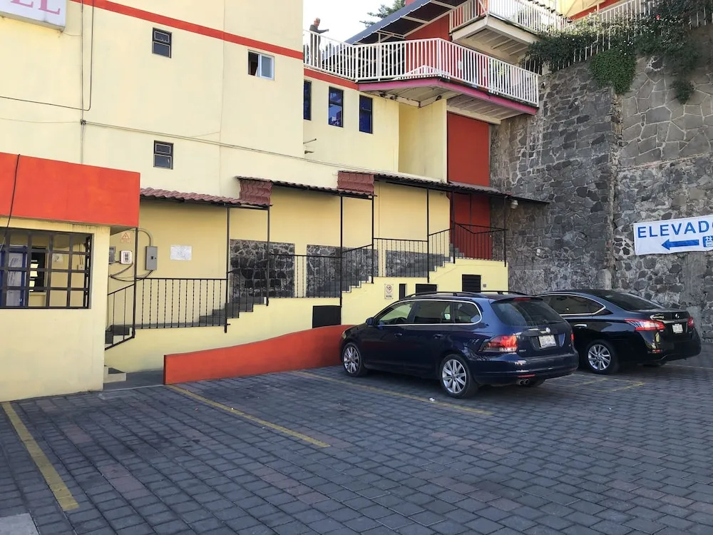 Hotel de La Loma