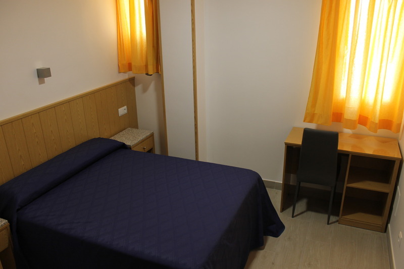 Двухместный номер Standard двуспальная кровать в Hostal Conchita Legazpi