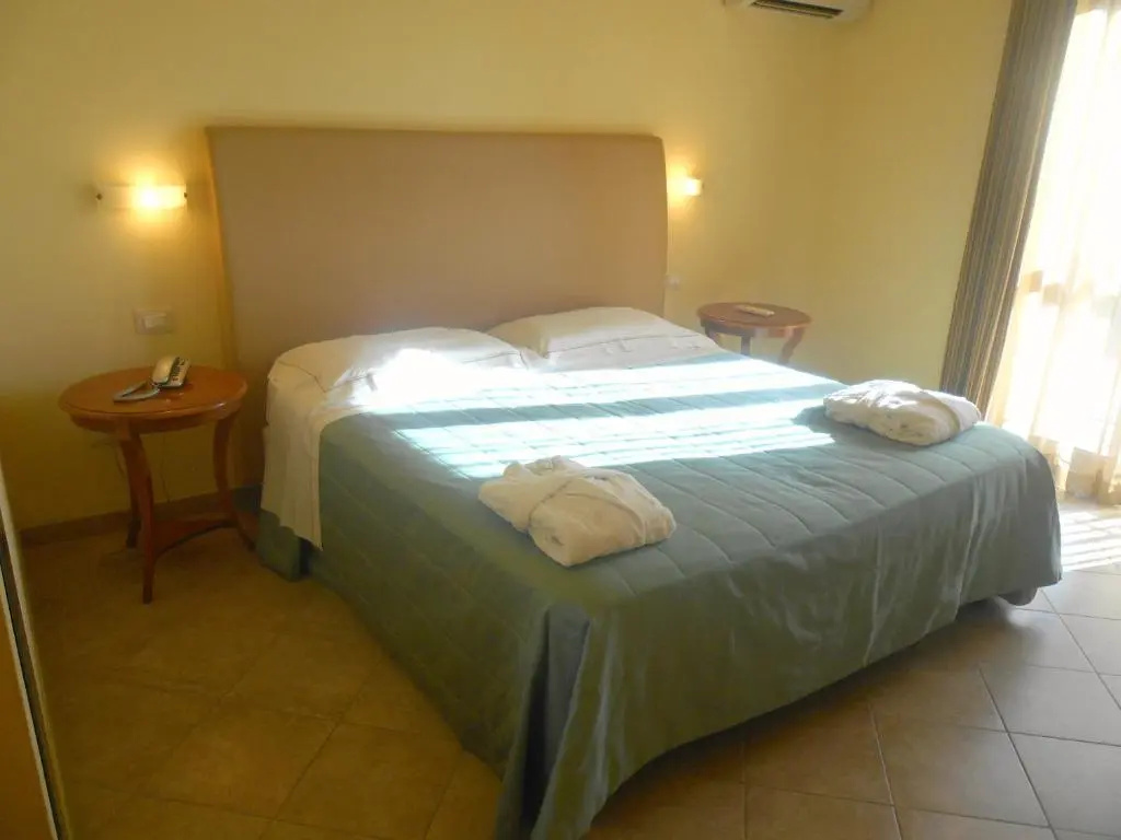 Hotel Saturno Fontepura - Chambres