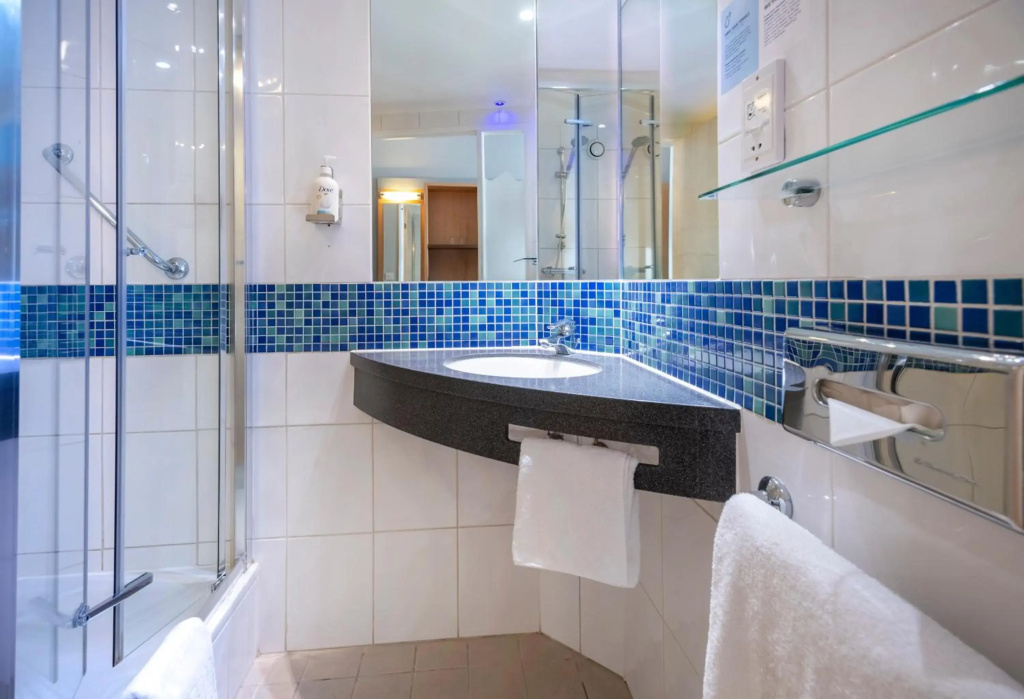 Holiday Inn Express Stevenage by IHG - фото 10