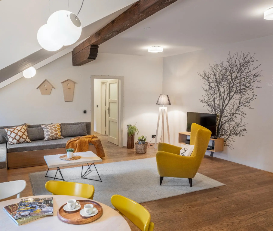 2 Bedrooms Apartment