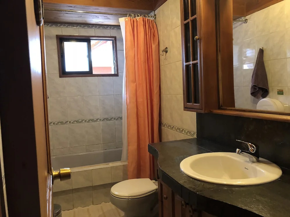 Economy Double room (twin beds)
