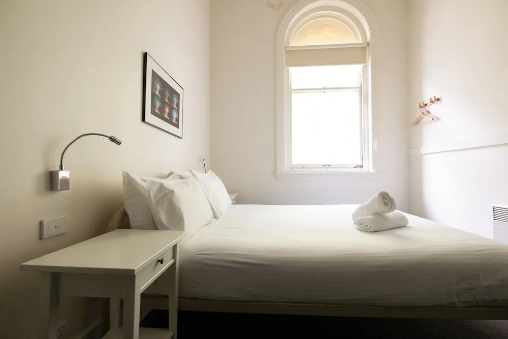 Double room (full double bed)
