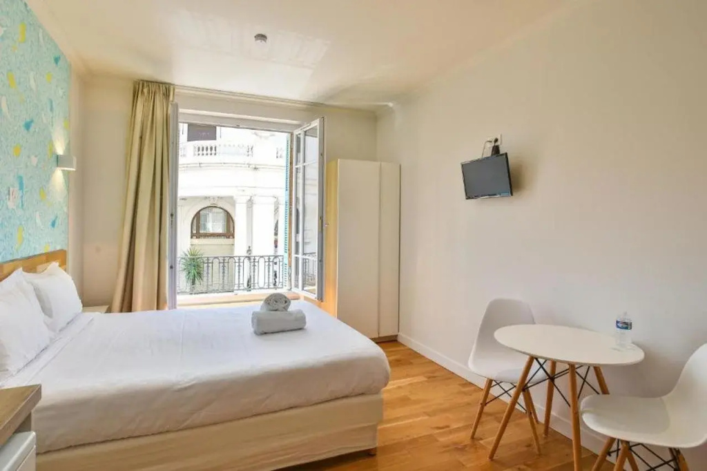 Отель LHotel Lido в Ницце