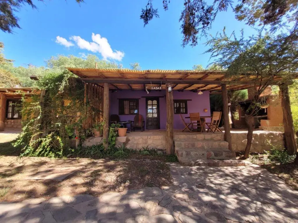 2 Bedrooms Bungalow