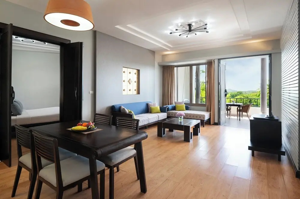 Grand Junior Suite with balcony