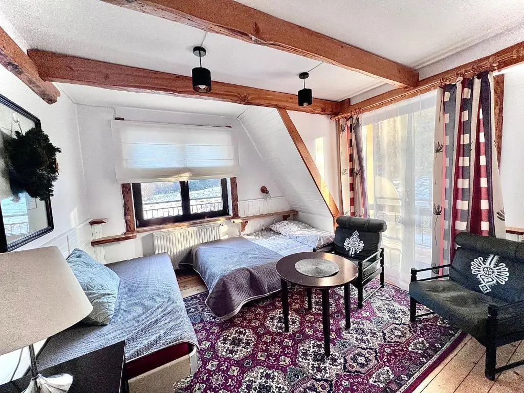 Standard Triple room with mountain view