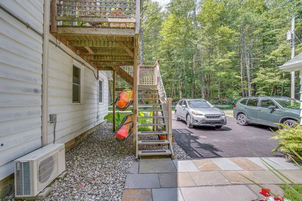 3 Mi to Hiking: Cozy Mt Tremper Apt
