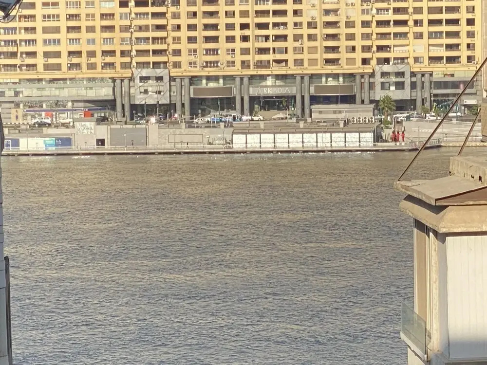 Charming 2-bedrooms Apartment With Side Nile View